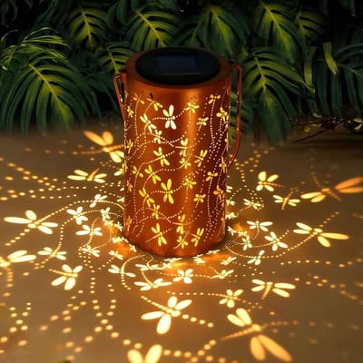 LISM - Hanglamp met libellenmotief op zonne-energie, waterdichte hanglamp, geschikt voor buitengebruik, tuindecoratie met libellenpatroon, metalen decoratieve LED-lamp op zonne-energie, geschikt voor tuinen en terrassen