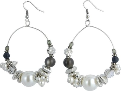 Behave - Oorbellen - Zwart Witte Oorhangers met diverse kraaltjes en hangertjes - Bohemian