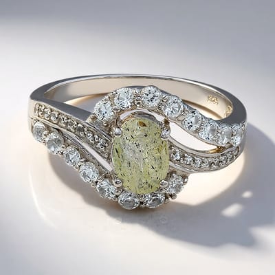 Cavill - 925 Sterling Zilveren Ring met 0,57 ct Ovale Labradoriet uit Madagaskar en 1,296 ct Witte Topaas - Elegante Damesring - Modieus & Sprankelend