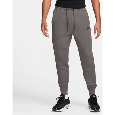 Jogging Nike Tech