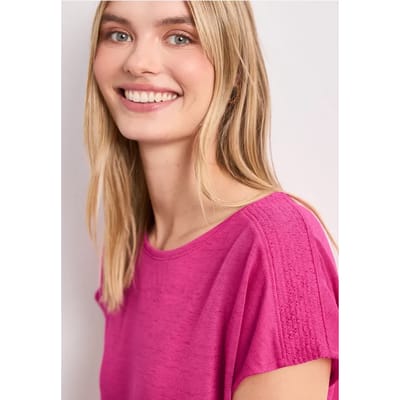 Shirt met boothals en smokdetail