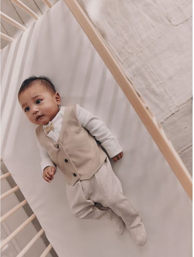 Next - Jongens - Slimme baby pyjama met strik stropdas - Bruin