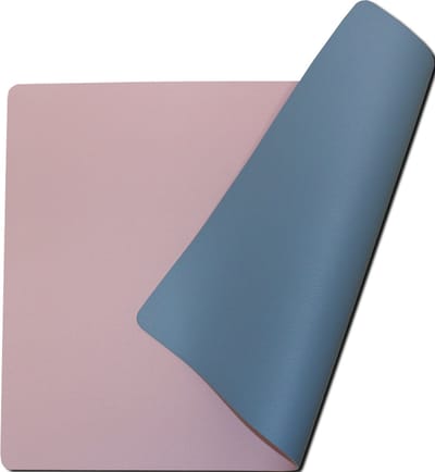 Lunar Placemats Set van 4 – Dubbelzijdig Roze & Lichtblauw – 30x43 cm – Leerlook Kunstleer – Afwasbaar – Onderlegger & Tafeldecoratie
