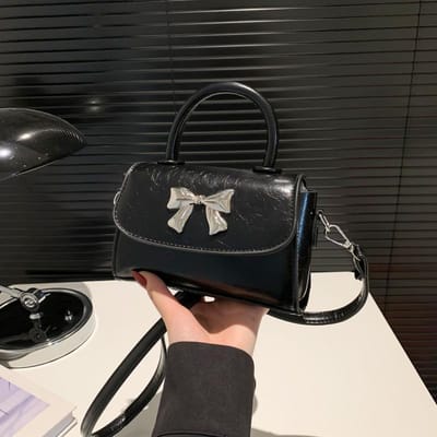 High-end Modieuze Kleine Tas voor Dames Nieuwe Populaire Veelzijdige Crossbody Tas Strik Trendy Mini Vierkante Tas black