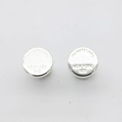925 . Boucles d'oreilles classiques en argent sterling avec lettres pour femmes, boucles d'oreilles rondes gravées, bijoux pour amoureux, cadeaux luxueux et magnifiques white