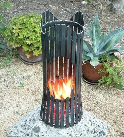 Decoratieve Vuurzuil 60 cm - Metalen Vuurkorf voor een Betoverende Sfeer