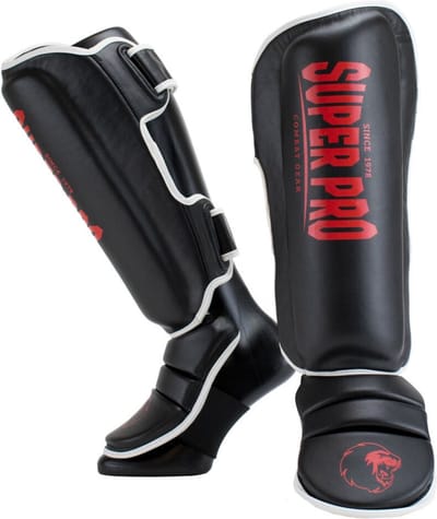 Super Pro Combat Gear Scheenbeschermer Protector SE Zwart/Rood/Wit Extra Small