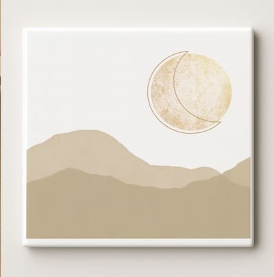 Minimalistische Maan en Bergen Wandtegel 15x15 cm – Moderne Beige Keramische Kunst voor Woonkamer, Slaapkamer of Huisdecoratie