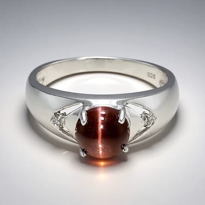 Cavill - Zilveren ring - 925 Sterling Zilver - 1,27 ct Kattenoog Scapoliet & Witte Topaas - Elegante ronde cabochon ring dames