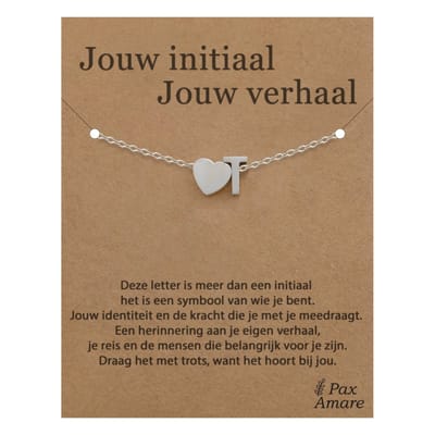 Letter T Armband op Cadeau Kaartje - Jouw initiaal, jouw verhaal - 15,5cm + 5,5cm verstelbaar Zilverkleurig Stainless Steel - Initiaal & Hartje Hanger - Pax Amare