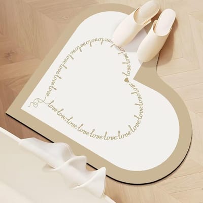 Tapis de sol de salle de bain en forme de cœur, tapis absorbant l'humidité en terre de diatomées, séchage rapide, forme irrégulière, tapis antidérapant pour porte de salle de bain/toilettes 50*50cm