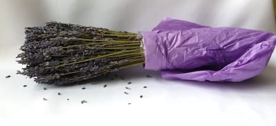 Bonheur de Provence® - droogbloemen boeket - bosje lavendel - gedroogde biologische lavendel uit de Provence