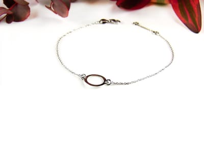fijne wit gouden armband met cirkel