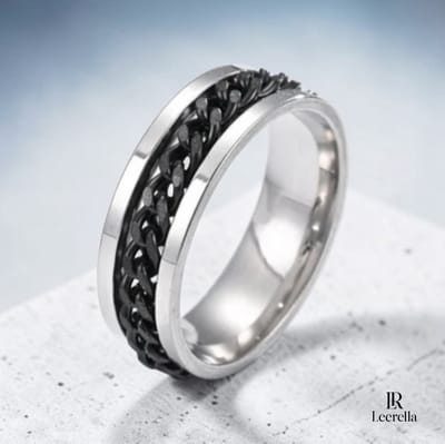 Leerella RVS Unisex Ring met Ketting Inleg Zilverkleurig-Zwart Maat 7/17,4mm – Roestvrij Staal Ring Heren & Dames – 4 Kleuren