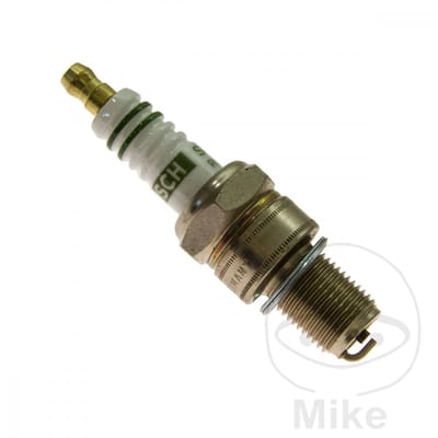Bougie d'allumage Bosch W 8 CC pour moto scooter quad / B5ES Neuf