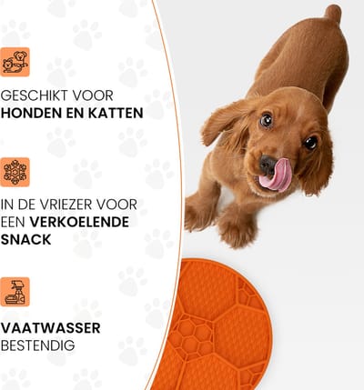 Eat Slow Live Longer Likmat - Ø 22 cm - Slowfeeder Honden en Katten - Anti Schrok - Voermat - Likvoerbak - Voor Nat Voer en Brokken - Vaatwasserbestendig - Voetbal - Anti Slip - Voerpuzzel Kat - Oranje