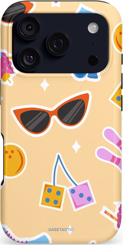 Casetastic hoesje geschikt voor Apple iPhone 17 Pro - MagSafe - Dubbellaagse bescherming - Milkshake vibes - Fashion Case - Beige Lichtblauw Lila Wit