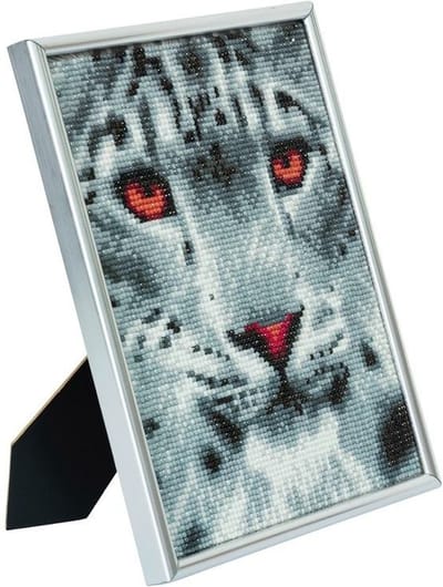 Diamond Painting Crystal Art Kit ® Snow Leopard 21x25 cm incl. zileveren frame met standaard, full painting portrait