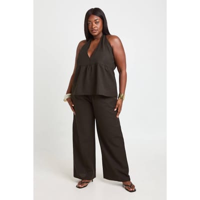 boohoo Dames Plus Geplisseerde Linnen-look Haltertop En Broek Set | Zwart | Maat: 46