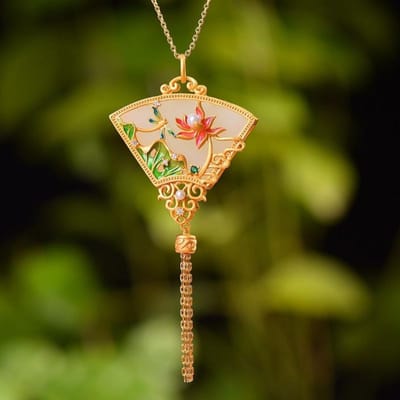 Ontwerper Origineel Ingelegd Waaiervormig Lotus Hanger Ketting Elegant En Verfijnd Kwast Paleis Stijl Retro Dames Sieraden 45cm beige