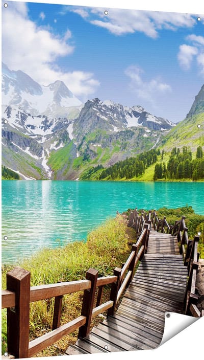 Gards Tuinposter Pad naar een Helder Blauw Meer in de Bergen - 100x150 cm - Tuindoek - Tuindecoratie - Wanddecoratie buiten - Tuinschilderij