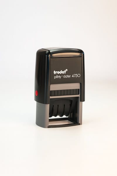 Trodat Printy 4750 Datumstempel – 'Reçu le' – 3,8 mm – Zelfinktend – Rood/Blauw – Duurzaam en Navulbaar