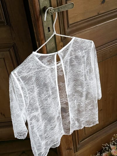 Envie de fraise Blouse van delicaat kant, capsulecollectie bruiloft ENVIE DE FRAISE