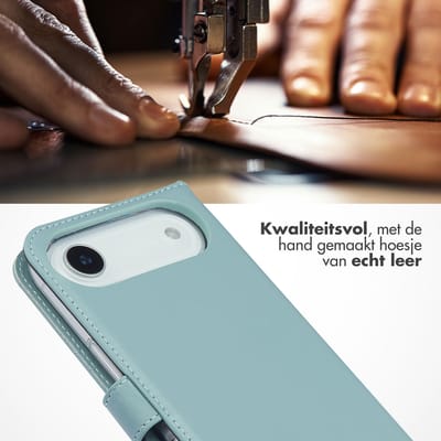 Selencia Hoesje - Geschikt voor Apple iPhone 17 Air - Echt Lederen Bookcase - Air Blue