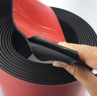 Zelfklevende Rubber Strips 40mm x 2mm x 300cm voor Afdichting en Isolatie