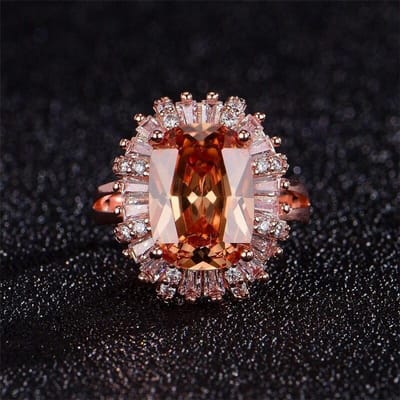 POMOiii Luxe Damesring met Champagnekleurige Ovaalvormige Zirkoon Bruiloft Resizable brown