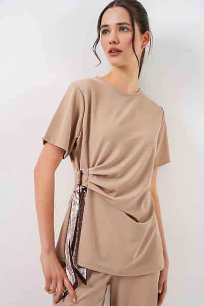 Crew Neck Strikdetail Geribbelde Co-Ord Set met Wijde Pantalons