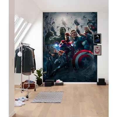 Komar Fotobehang Avengers Vs Ultron - Meerkleurig - 2,50m X 200cm