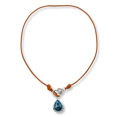 Marama - Ketting Leer Lapis Lazuli Edelsteen Blauw - karabijnhaak sluiting - edelsteen - strass steentjes - leer - geschenk - damesketting