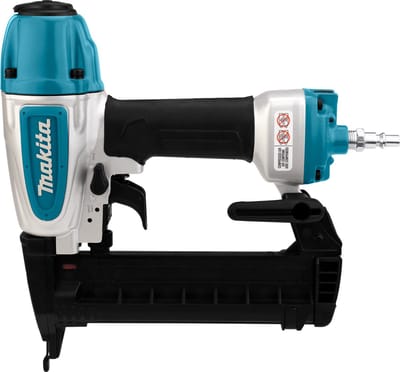 Makita AT638A 8 bar Nietmachine (Narrow Crown) in koffer