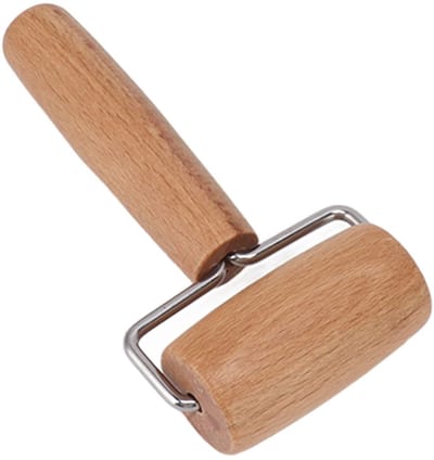 Dailygoods- Deegroller Antikleef - Houten Deegroller - Roestvrij Stalen Kern - 13 x 7 x 3 cm - Voor Koekjes/Pizza/Tortilla's - Lichtgewicht 71 g