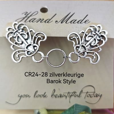 Vestsluiting - clip - barok style - en - ring in midden - voor - vest - Gehaakt omslagdoek - sjaal - antiek zilverkleurig.