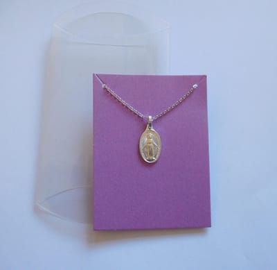 Ketting met hanger Maria zilver ovaal. Maat 20x10mm