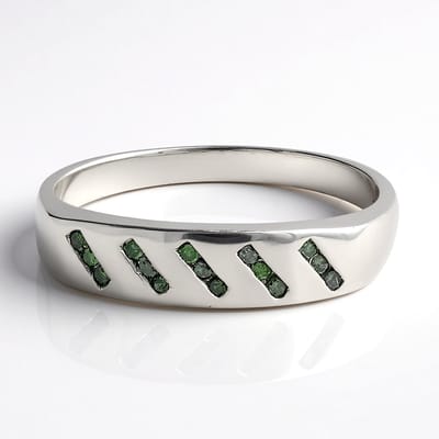 Cavill - Zilveren Ring - 925 Sterling Zilver - 15 Smaragdgroene Diamanten 0,1 ct - Ronde Geslepen - Moderne Luxe Damesring Maat 17