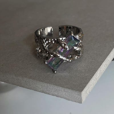 Punk Zwarte Ringen Doornen Rode Zirkoon Hollow-out Vinger Ring Paar Vrouwen Mannen Opening Ring Sieraden Gift zilver