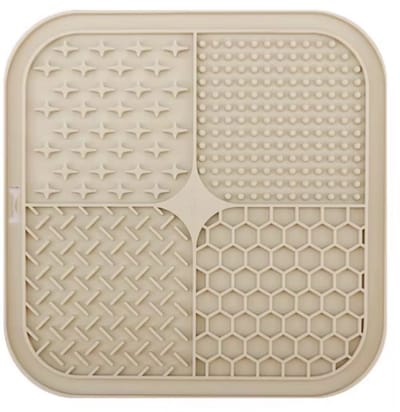 Rieba® Likmat Honden & Katten – 20x20 cm - Hondenlikmat - Slowfeeder Hond – Anti Schrok Voermat – Silicone Zuignappen – Beige