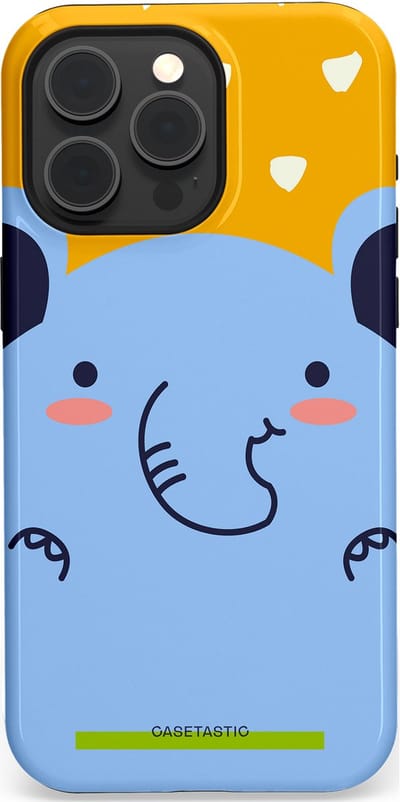 Casetastic hoesje geschikt voor Apple iPhone 15 Pro Max - MagSafe - Dubbellaagse bescherming - Knuffel van olifant - Fashion Case - Lichtblauw Okergeel
