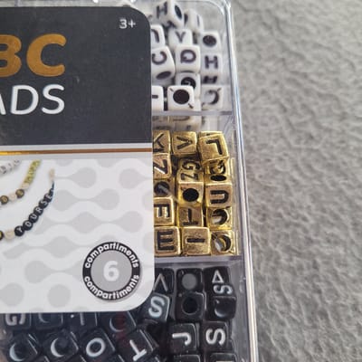 ABC beads - letter hartjes kraaltjes letterkralen