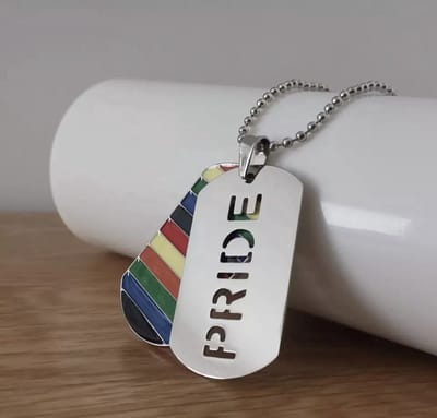Akyol - pride Ketting - LGBT - de echte pride aan-hangers - pride - lgbt - gay ketting - rainbow ketting - love is love ketting - Amsterdam - pride ketting - pride aanhangers – love - steun de community
