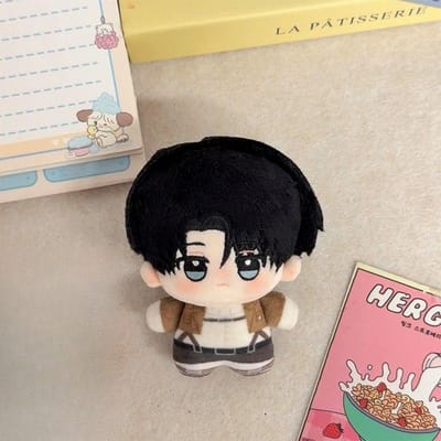 10cm Kawaii Classique Anime L'Attaque des Titans Poupée Peluche Jouet Dessin Animé Périphérique Peluche Remplie Poupée Douce Jouet Mignon Cadeau pour Enfants About 10cm