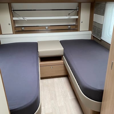 1 x Hoeslakenset Antraciet enkele bedden 2 delig geschikt voor Caravan -Fendt- Hobby-Knaus-LMC-Tabbert-Weinsberg-Dethleffs-Bürnster