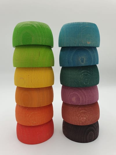 Houten bakjes - Regenboogkleuren - 12 stuks - Open einde speelgoed - Sensory play - Educatief montessori speelgoed