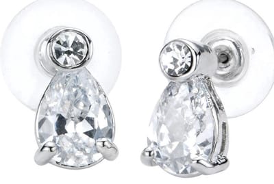 Behave - Oorsteker in druppelvorm met steen - Fashion sieraden