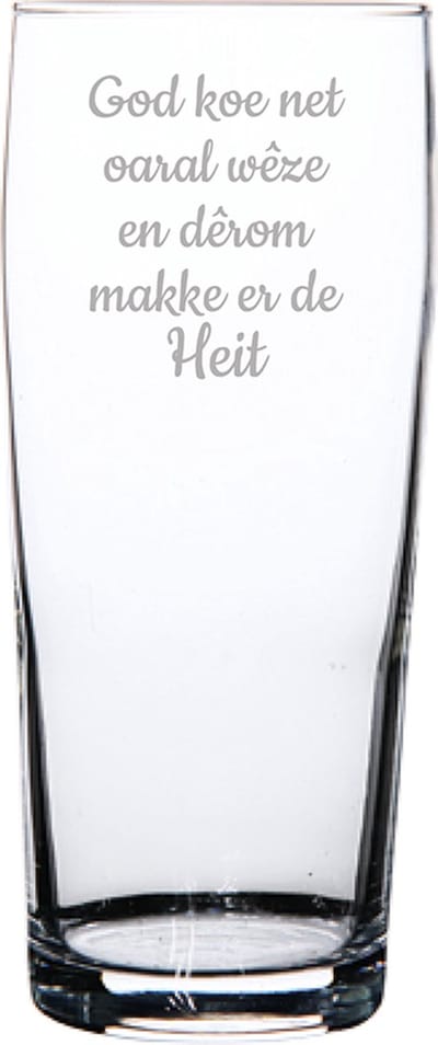 Bierfluitje gegraveerd - 19cl - God koe net oaral wêze en dêrom makke er de Heit