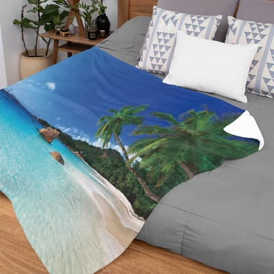 Ulticool - Deken - Strand Natuur Zee Eiland Palmboom - Zachte Fleece Flanel voor Warmte - 200x150 cm - Plaid - Accessoires - Versiering Decoratie Woonkamer Slaapkamer - voor Binnen op de bank als Buiten - superzacht en lekker warm Dekentje