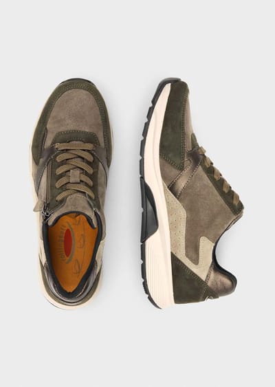 Sneakers met mesh voering - kaki / beige - Gr. 4,5 van Goldner Fashion